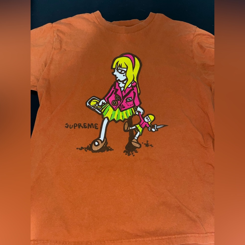 SUPREME SHIRT size medium “suzie switchblade”